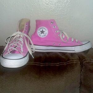Converse All Star High Tops — Pretty Pink Women’s Size 10.5